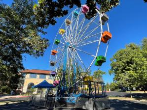 Rent a Classic Ferris Wheel for Corporate Events