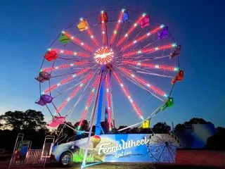 High-profile LED Ferris wheel attraction